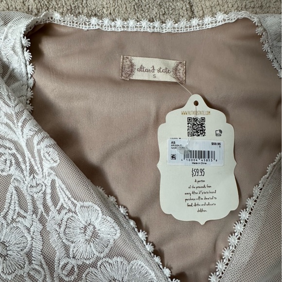 Matching set. Crop top and long skirt combo - Picture 2 of 8